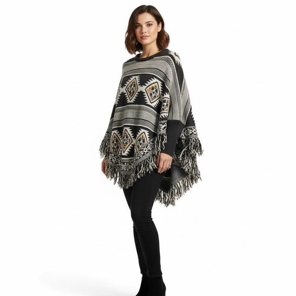 ZA Poncho Tribal Geo Diamond Pattern One Size Bat Sleeve Fringe Design - Picture 6 of 8